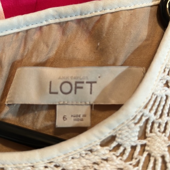 Off white lace ,, beautiful soft falling dress - Picture 3 of 7